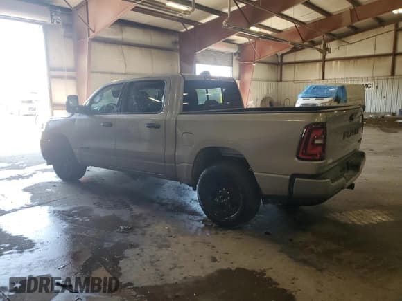 ✅ 2025 Ram 1500 Tradesman • VIN: 1C6RRFGG9SN554735 • Lot: 80796625. Wystawiony na Copart z przebiegiem 1 053 mil. Bezpłatny archiwum sprzedaży aukcyjnych z USA i szczegółowy raport historii pojazdu na DreamBid. Zdjęcie 2.
