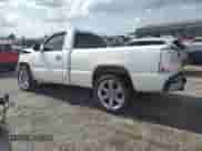 2001 Chevrolet Silverado 1500 с VIN 1GCEK14W41Z300528, выставлен на аукционе Copart как лот 61769105 с пробегом Не указан миль и Списание • Salvage title. История ставок и продаж доступна на DreamBid. Изображение 2.
