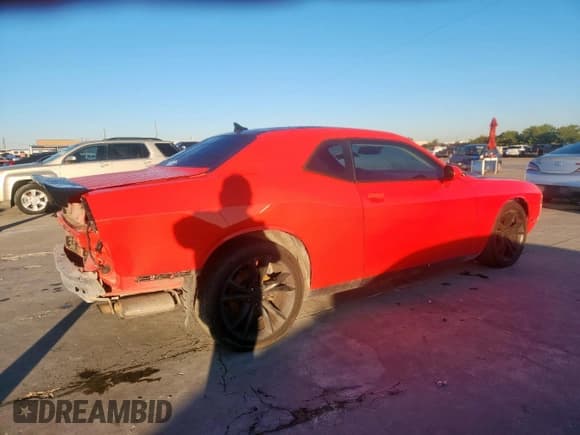 ✅ 2018 Dodge Challenger SXT • VIN: 2C3CDZAG6JH328168 • Lot: 90896255. Wystawiony na Copart z przebiegiem Nie podano. Bezpłatny archiwum sprzedaży aukcyjnych z USA i szczegółowy raport historii pojazdu na DreamBid. Zdjęcie 3.