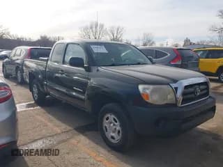 ✅ 2008 Toyota Tacoma • VIN: 5TETX22N88Z590067 • Lot: 43901931. Listed on IAAI with 246,362 mi. Free auction sales archive from the USA and detailed vehicle history report at DreamBid. Image 1.