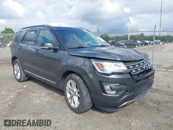 ✅ 2017 Ford Explorer XLT • VIN: 1FM5K8D80HGD02207 • Lot: 43297175. Wystawiony na IAAI z przebiegiem 106 244 mil. Bezpłatny archiwum sprzedaży aukcyjnych z USA i szczegółowy raport historii pojazdu na DreamBid. Zdjęcie 1.