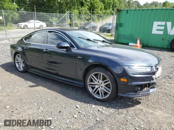✅ 2016 Audi A7 Premium Plus • VIN: WAUWGAFC9GN058387 • Лот: 63198095. Опубликован ранее на Copart с пробегом 138 386 миль. Бесплатный доступ к архиву аукционных продаж из США и подробный отчёт об истории автомобиля на DreamBid. Изображение 4.