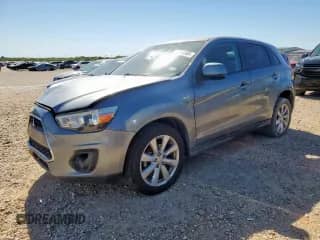2014 Mitsubishi Outlander ES with VIN 4A4AP3AU3EE017624, listed as a Copart auction lot 90851365 with 134,211 mi miles and Salvage title. Bid and sale history available at DreamBid. Image 1.