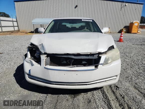 ✅ 2006 Toyota Avalon XLS • VIN: 4T1BK36B76U147281 • Lot: 82537875. Wystawiony na Copart z przebiegiem 215 678 mil. Bezpłatny archiwum sprzedaży aukcyjnych z USA i szczegółowy raport historii pojazdu na DreamBid. Zdjęcie 5.