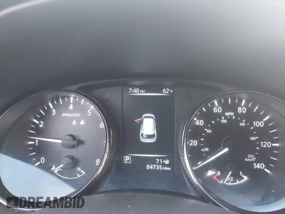 ✅ 2017 Nissan Rogue SL • VIN: 5N1AT2MT5HC896717 • Lot: 43181172. Listed on IAAI with 84,735 mi. Free auction sales archive from the USA and detailed vehicle history report at DreamBid. Image 7.