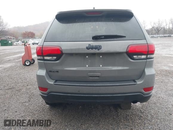 ✅ 2020 Jeep Grand Cherokee Altitude • VIN: 1C4RJFAG2LC152223 • Лот: 43639207. Опубликован ранее на IAAI с пробегом 67 370 миль. Бесплатный доступ к архиву аукционных продаж из США и подробный отчёт об истории автомобиля на DreamBid. Изображение 17.