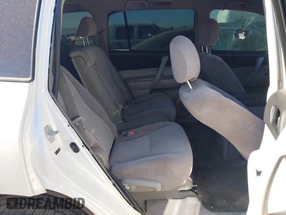 ✅ 2008 Toyota Highlander • VIN: JTEDS41A882023306 • Lot: 43607006. Listed on IAAI with 170,182 mi. Free auction sales archive from the USA and detailed vehicle history report at DreamBid. Image 8.