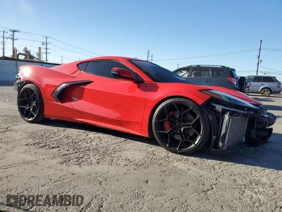 ✅ 2023 Chevrolet Corvette 2LT • VIN: 1G1YB2D49P5135246 • Lot: 89693965. Wystawiony na Copart z przebiegiem 33 482 mil. Bezpłatny archiwum sprzedaży aukcyjnych z USA i szczegółowy raport historii pojazdu na DreamBid. Zdjęcie 4.