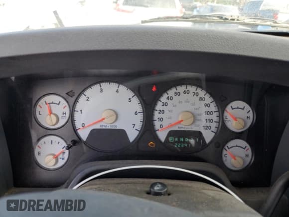 ✅ 2007 Dodge 1500 SLT • VIN: 1D7HA18P27J549703 • Лот: 90417445. Опубликован ранее на Copart с пробегом 223 911 миль. Бесплатный доступ к архиву аукционных продаж из США и подробный отчёт об истории автомобиля на DreamBid. Изображение 9.