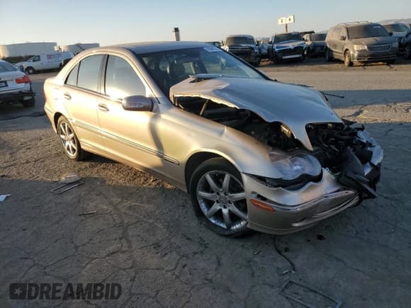 ✅ 2004 Mercedes-Benz C 230 Kompressor • VIN: WDBRF40J14F485417 • Lot: 43089575. Wystawiony na Copart z przebiegiem 53 918 mil. Bezpłatny archiwum sprzedaży aukcyjnych z USA i szczegółowy raport historii pojazdu na DreamBid. Zdjęcie 4.