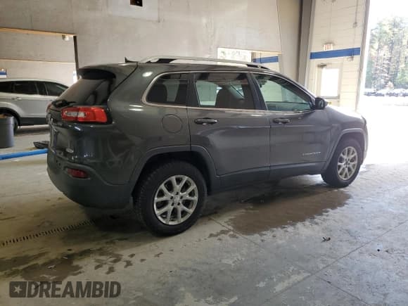 ✅ 2016 Jeep Cherokee Latitude • VIN: 1C4PJMCB8GW145875 • Лот: 90926275. Опубликован ранее на Copart с пробегом 91 179 миль. Бесплатный доступ к архиву аукционных продаж из США и подробный отчёт об истории автомобиля на DreamBid. Изображение 3.