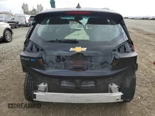 ✅ 2017 Chevrolet Bolt EV Premier • VIN: 1G1FX6S07H4186140 • Lot: 42833785. Wystawiony na Copart z przebiegiem 125 587 mil. Bezpłatny archiwum sprzedaży aukcyjnych z USA i szczegółowy raport historii pojazdu na DreamBid. Zdjęcie 6.