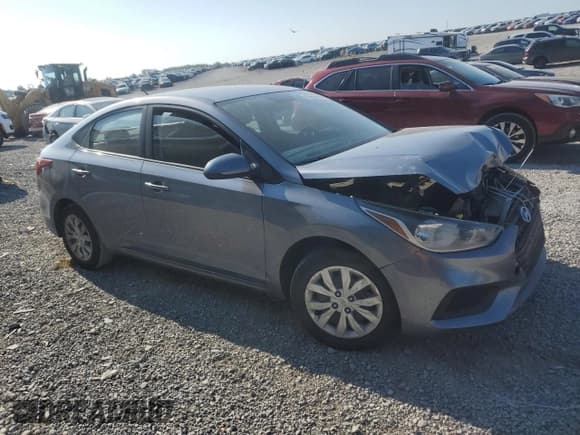 ✅ 2020 Hyundai Accent SE • VIN: 3KPC24A63LE099586 • Lot: 68668644. Listed on Copart with 107,555 mi. Free auction sales archive from the USA and detailed vehicle history report at DreamBid. Image 4.