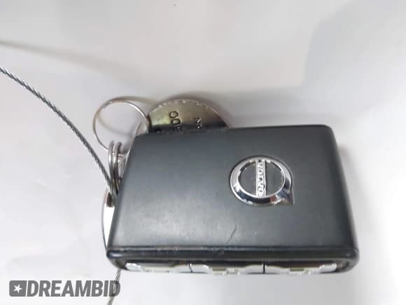 ✅ 2021 Volvo XC40 Momentum • VIN: YV4162UK4M2471473 • Lot: 43780178. Wystawiony na IAAI z przebiegiem 44 464 mil. Bezpłatny archiwum sprzedaży aukcyjnych z USA i szczegółowy raport historii pojazdu na DreamBid. Zdjęcie 11.