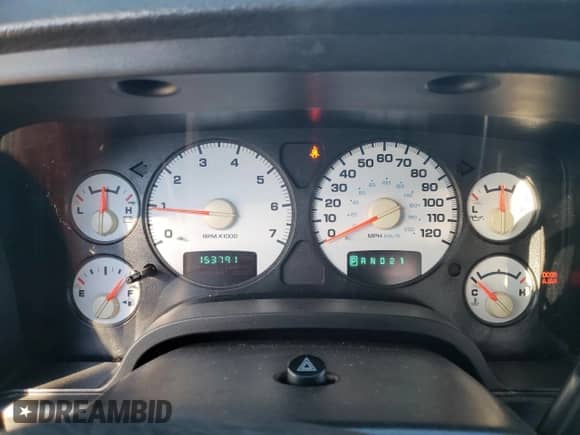 2003 Dodge 1500 ST z VIN 1D7HU18D73S243601, wystawiony jako Copart lot #74584294 z przebiegiem 153 791 mil mil oraz Szkoda całkowita • Salvage title. Historia ofert i sprzedaży dostępna na DreamBid. Obrazek 9.