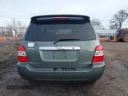 ✅ 2007 Toyota Highlander • VIN: JTEHW21A170043868 • Лот: 41679643. Опубликован ранее на IAAI с пробегом 213 509 миль. Бесплатный доступ к архиву аукционных продаж из США и подробный отчёт об истории автомобиля на DreamBid. Изображение 16.