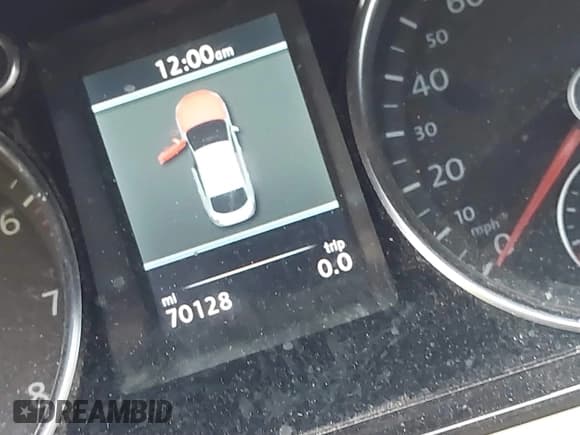 ✅ 2013 Volkswagen CC Executive • VIN: WVWGU7AN9DE561506 • Лот: 41459074. Опубликован ранее на IAAI с пробегом 70 128 миль. Бесплатный доступ к архиву аукционных продаж из США и подробный отчёт об истории автомобиля на DreamBid. Изображение 14.