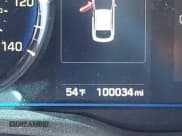 ✅ 2018 Hyundai Ioniq Blue • VIN: KMHC65LC1JU102735 • Lot: 43529622. Wystawiony na IAAI z przebiegiem 100 034 mil. Bezpłatny archiwum sprzedaży aukcyjnych z USA i szczegółowy raport historii pojazdu na DreamBid. Zdjęcie 16.