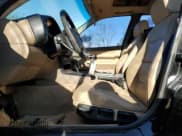 ✅ 1997 BMW 3 Series 318i • VIN: WBACC0329VEK21914 • Lot: 54566345. Wystawiony na Copart z przebiegiem 239 700 mil. Bezpłatny archiwum sprzedaży aukcyjnych z USA i szczegółowy raport historii pojazdu na DreamBid. Zdjęcie 7.