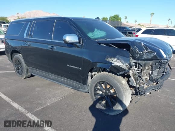 ✅ 2022 Chevrolet Suburban Premier • VIN: 1GNSKFKD1NR223325 • Lot: 40848831. Wystawiony na IAAI z przebiegiem 52 798 mil. Bezpłatny archiwum sprzedaży aukcyjnych z USA i szczegółowy raport historii pojazdu na DreamBid. Zdjęcie 1.