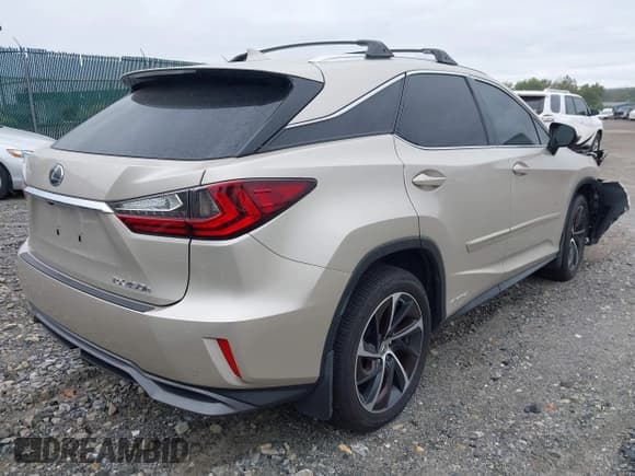 ✅ 2017 Lexus RX 450h • VIN: 2T2BGMCA2HC013703 • Лот: 43201412. Опубликован ранее на IAAI с пробегом 139 161 миль. Бесплатный доступ к архиву аукционных продаж из США и подробный отчёт об истории автомобиля на DreamBid. Изображение 4.