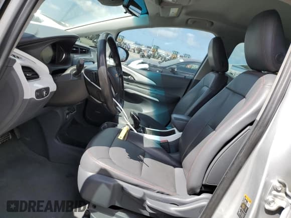 ✅ 2017 Chevrolet Bolt EV Premier • VIN: 1G1FX6S05H4183852 • Lot: 51082615. Wystawiony na Copart z przebiegiem 141 604 mil. Bezpłatny archiwum sprzedaży aukcyjnych z USA i szczegółowy raport historii pojazdu na DreamBid. Zdjęcie 7.