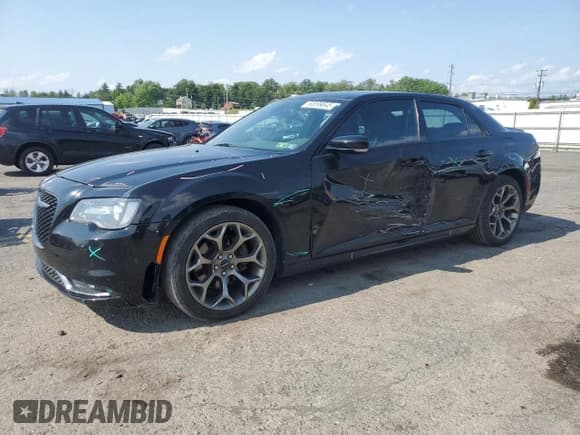 ✅ 2016 Chrysler 300 S • VIN: 2C3CCABTXGH295118 • Lot: 60099645. Listed on Copart with 157,344 mi. Free auction sales archive from the USA and detailed vehicle history report at DreamBid. Image 1.