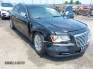 ✅ 2012 Chrysler 300 C • VIN: 2C3CCAET4CH288784 • Lot: 39522457. Listed on IAAI with 185,234 mi. Free auction sales archive from the USA and detailed vehicle history report at DreamBid. Image 6.