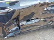 ✅ 2014 Lincoln MKZ • VIN: 3LN6L2J95ER835251 • Lot: 42870909. Wystawiony na IAAI z przebiegiem 197 023 mil. Bezpłatny archiwum sprzedaży aukcyjnych z USA i szczegółowy raport historii pojazdu na DreamBid. Zdjęcie 6.