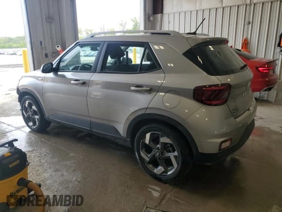 ✅ 2024 Hyundai Venue SEL • VIN: KMHRC8A37RU284685 • Lot: 59228065. Listed on Copart with 8,816 mi. Free auction sales archive from the USA and detailed vehicle history report at DreamBid. Image 2.