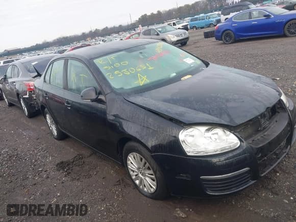 ✅ 2007 Volkswagen Jetta • VIN: 3VWGG71K67M125639 • Лот: 41382568. Опубликован ранее на IAAI с пробегом Не указан. Бесплатный доступ к архиву аукционных продаж из США и подробный отчёт об истории автомобиля на DreamBid. Изображение 1.