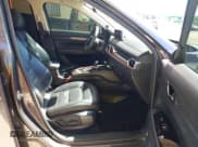 ✅ 2021 Mazda CX-5 Grand Touring • VIN: JM3KFADM9M1381655 • Lot: 43436750. Wystawiony na IAAI z przebiegiem 64 217 mil. Bezpłatny archiwum sprzedaży aukcyjnych z USA i szczegółowy raport historii pojazdu na DreamBid. Zdjęcie 5.