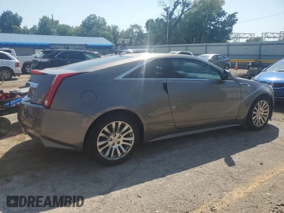 ✅ 2012 Cadillac CTS Premium • VIN: 1G6DS1E3XC0132808 • Lot: 71475015. Listed on Copart with 130,642 mi. Free auction sales archive from the USA and detailed vehicle history report at DreamBid. Image 3.