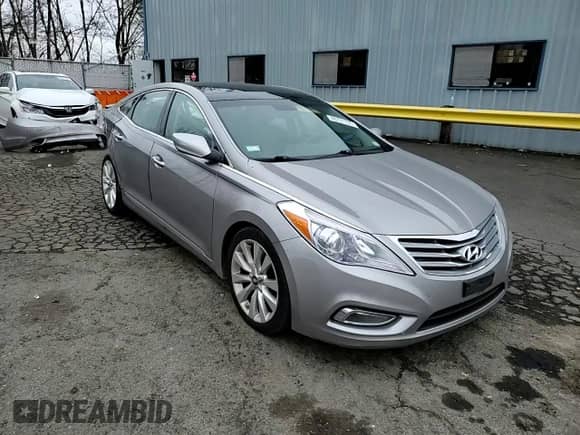 ✅ 2013 Hyundai Azera • VIN: KMHFH4JG0DA328620 • Lot: 48731105. Wystawiony na Copart z przebiegiem 89 940 mil mil. Skorzystaj z bezpłatnego archiwum sprzedaży aukcyjnych z USA i zobacz szczegółowy raport historii pojazdu na DreamBid. Zdjęcie 10.
