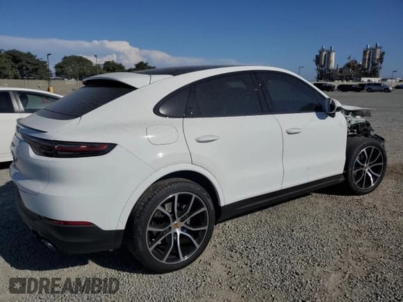 ✅ 2023 Porsche Cayenne • VIN: WP1BA2AYXPDA25852 • Lot: 71499735. Wystawiony na Copart z przebiegiem 27 128 mil. Bezpłatny archiwum sprzedaży aukcyjnych z USA i szczegółowy raport historii pojazdu na DreamBid. Zdjęcie 3.