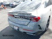 ✅ 2023 Kia K5 GT-Line • VIN: 5XXG64J29PG228401 • Lot: 43433068. Wystawiony na IAAI z przebiegiem 20 278 mil. Bezpłatny archiwum sprzedaży aukcyjnych z USA i szczegółowy raport historii pojazdu na DreamBid. Zdjęcie 17.