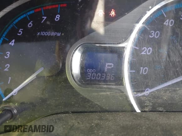 ✅ 2013 Toyota Sienna XLE • VIN: 5TDYK3DCXDS357983 • Лот: 43770825. Опубликован ранее на IAAI с пробегом 300 336 миль. Бесплатный доступ к архиву аукционных продаж из США и подробный отчёт об истории автомобиля на DreamBid. Изображение 7.