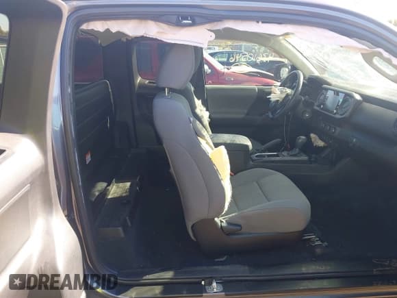 ✅ 2022 Toyota Tacoma SR • VIN: 3TYRX5GN2NT053728 • Лот: 43610546. Опубликован ранее на IAAI с пробегом 36 686 миль. Бесплатный доступ к архиву аукционных продаж из США и подробный отчёт об истории автомобиля на DreamBid. Изображение 8.