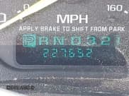 ✅ 2000 Chevrolet Silverado 2500 LS • VIN: 1GCGK29U4YE309544 • Lot: 42115349. Listed on IAAI with 227,652 mi. Free auction sales archive from the USA and detailed vehicle history report at DreamBid. Image 16.