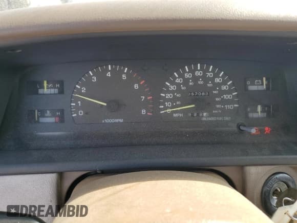 ✅ 1995 Toyota T100 DX • VIN: JT4VD12E2S0002571 • Лот: 89274925. Опубликован ранее на Copart с пробегом 257 083 миль. Бесплатный доступ к архиву аукционных продаж из США и подробный отчёт об истории автомобиля на DreamBid. Изображение 9.