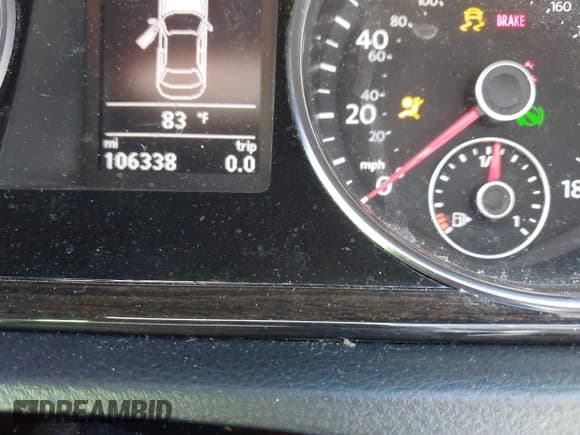 ✅ 2014 Volkswagen CC Executive • VIN: WVWRP7AN4EE507919 • Lot: 42990421. Listed on IAAI with 106,338 mi. Free auction sales archive from the USA and detailed vehicle history report at DreamBid. Image 7.