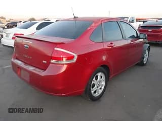 ✅ 2009 Ford Focus SES • VIN: 1FAHP36N59W164816 • Lot: 43635695. Wystawiony na IAAI z przebiegiem 183 107 mil. Bezpłatny archiwum sprzedaży aukcyjnych z USA i szczegółowy raport historii pojazdu na DreamBid. Zdjęcie 4.