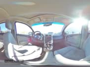 ✅ 2006 Saturn VUE • VIN: 5GZCZ23D96S864599 • Lot: 42745375. Wystawiony na Copart z przebiegiem 276 234 mil. Bezpłatny archiwum sprzedaży aukcyjnych z USA i szczegółowy raport historii pojazdu na DreamBid. Zdjęcie 13.