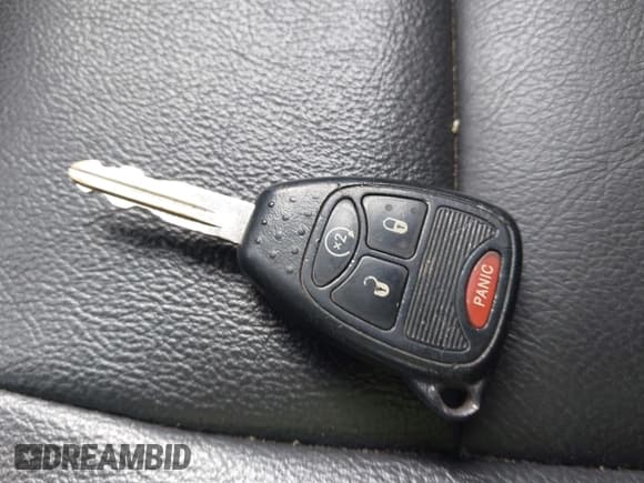 ✅ 2017 Jeep Patriot Latitude • VIN: 1C4NJRFB5HD210548 • Lot: 43096557. Listed on IAAI with 113,088 mi. Free auction sales archive from the USA and detailed vehicle history report at DreamBid. Image 11.