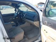 ✅ 2009 Toyota Tacoma • VIN: 5TELU42N29Z647580 • Lot: 40424920. Listed on IAAI with 119,903 mi. Free auction sales archive from the USA and detailed vehicle history report at DreamBid. Image 5.