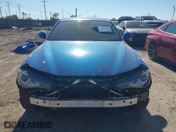 ✅ 2018 Alfa Romeo Giulia • VIN: ZARFAEBN0J7566218 • Лот: 43607102. Опубликован ранее на IAAI с пробегом 27 779 миль. Бесплатный доступ к архиву аукционных продаж из США и подробный отчёт об истории автомобиля на DreamBid. Изображение 13.