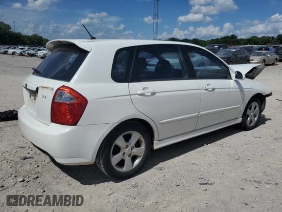 ✅ 2007 Kia Spectra • VIN: KNAFE161175006756 • Лот: 61765555. Опубликован ранее на Copart с пробегом 179 308 миль. Бесплатный доступ к архиву аукционных продаж из США и подробный отчёт об истории автомобиля на DreamBid. Изображение 3.