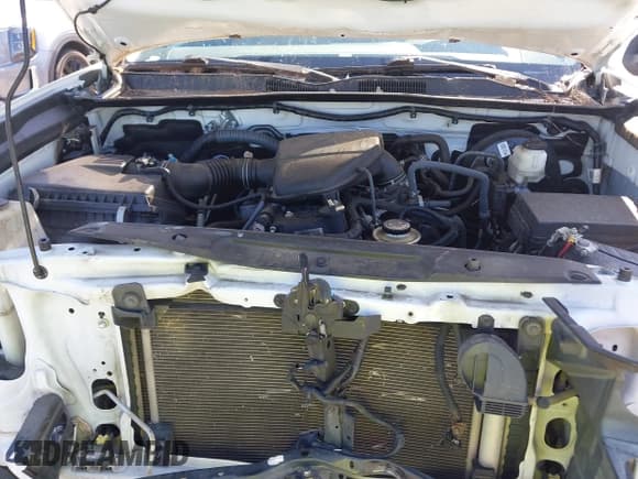 ✅ 2020 Toyota Tacoma SR • VIN: 5TFRX5GN2LX177453 • Lot: 43285689. Wystawiony na IAAI z przebiegiem 100 011 mil. Bezpłatny archiwum sprzedaży aukcyjnych z USA i szczegółowy raport historii pojazdu na DreamBid. Zdjęcie 10.