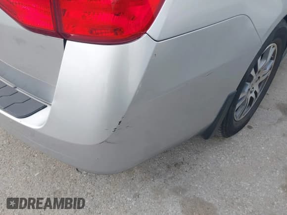 ✅ 2011 Honda Odyssey EX-L • VIN: 5FNRL5H62BB005368 • Lot: 43738477. Listed on IAAI with 207,719 mi. Free auction sales archive from the USA and detailed vehicle history report at DreamBid. Image 19.