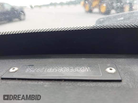 ✅ 2015 Mercedes-Benz Sprinter Cargo EXT • VIN: WD3PE8DB5FP129758 • Лот: 42845461. Опубликован ранее на IAAI с пробегом 506 181 миль. Бесплатный доступ к архиву аукционных продаж из США и подробный отчёт об истории автомобиля на DreamBid. Изображение 9.